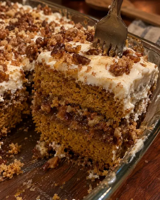 Pumpkin Praline Crunch Cake