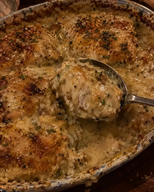 Smothered Creamy Chicken & Gravy
