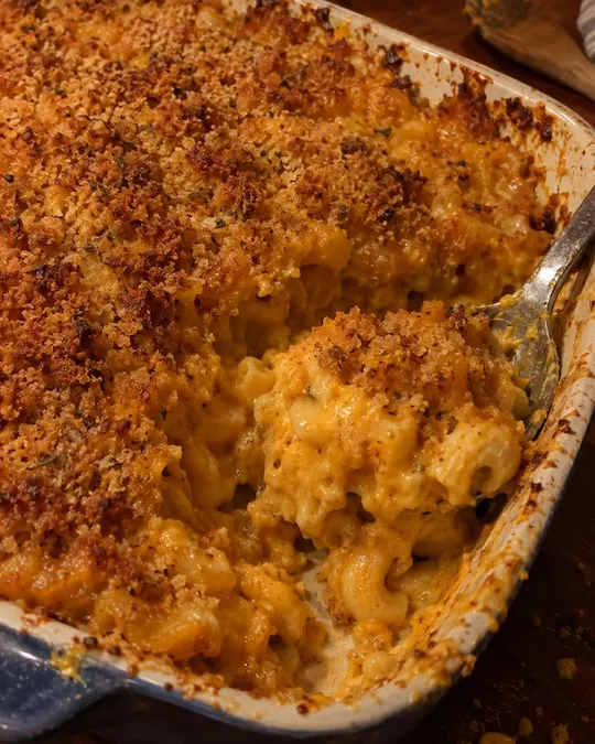 Creamy Pumpkin Mac & Cheese Bake